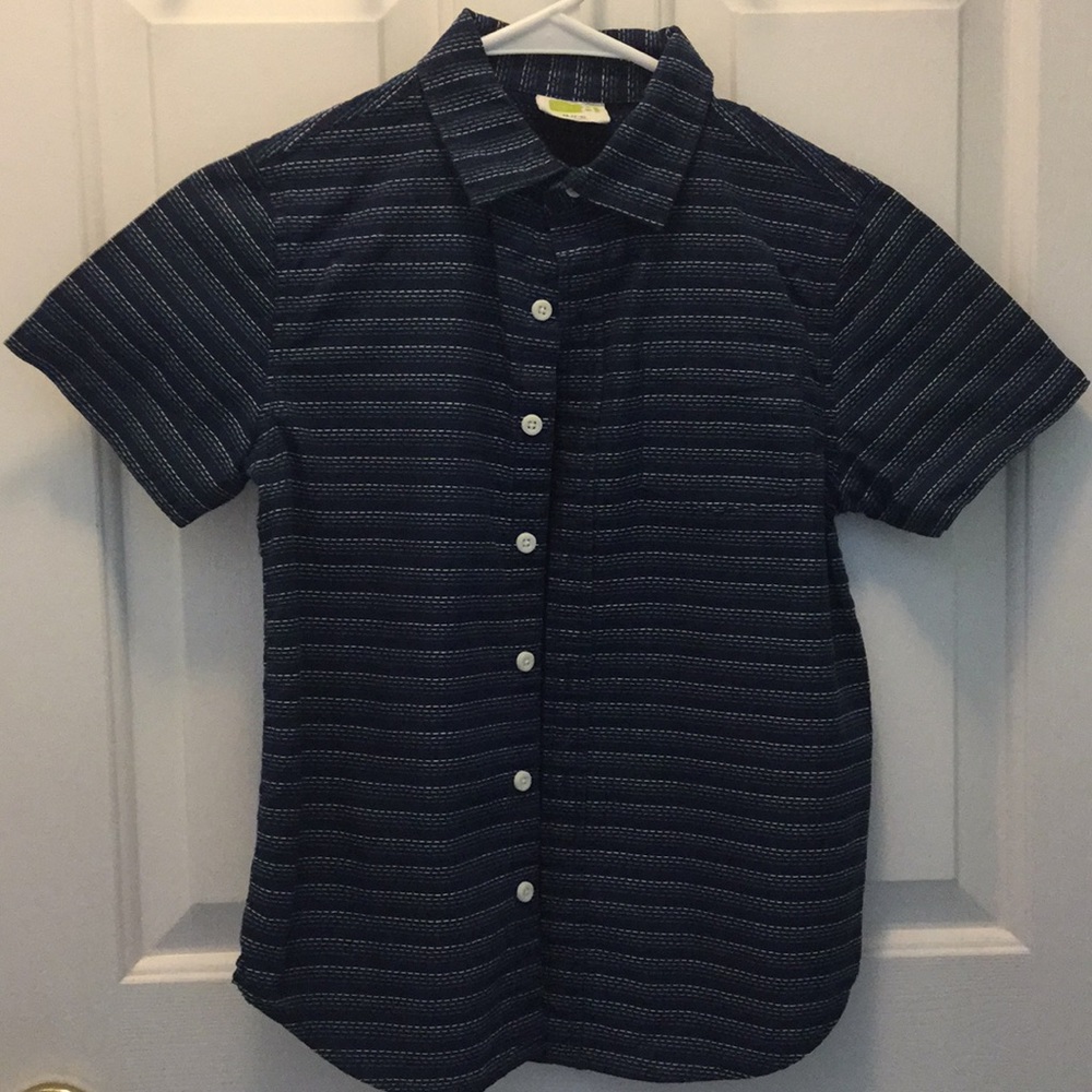 Crazy 8 navy button shirt